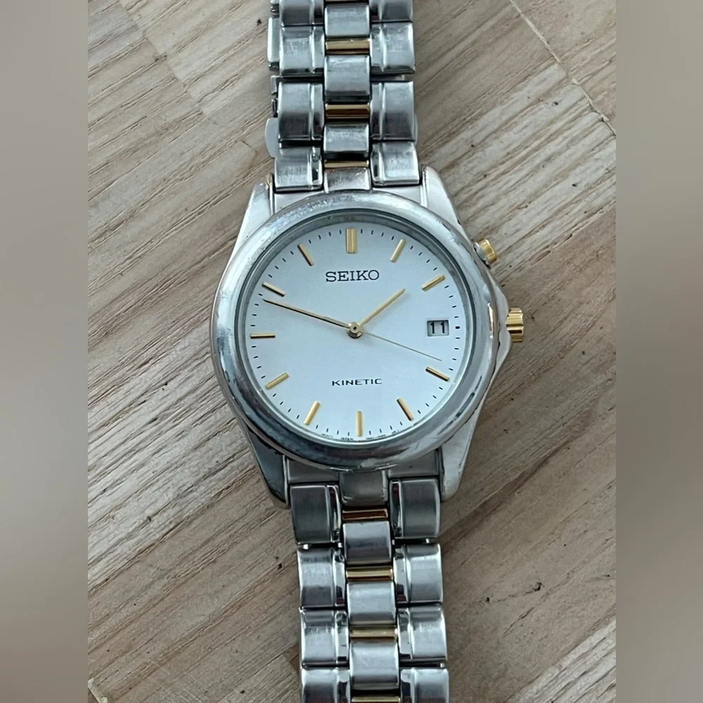 Seiko Kinetic Automatic Vintage Men’s Watch Two-Tone Bracelet White Dial Date